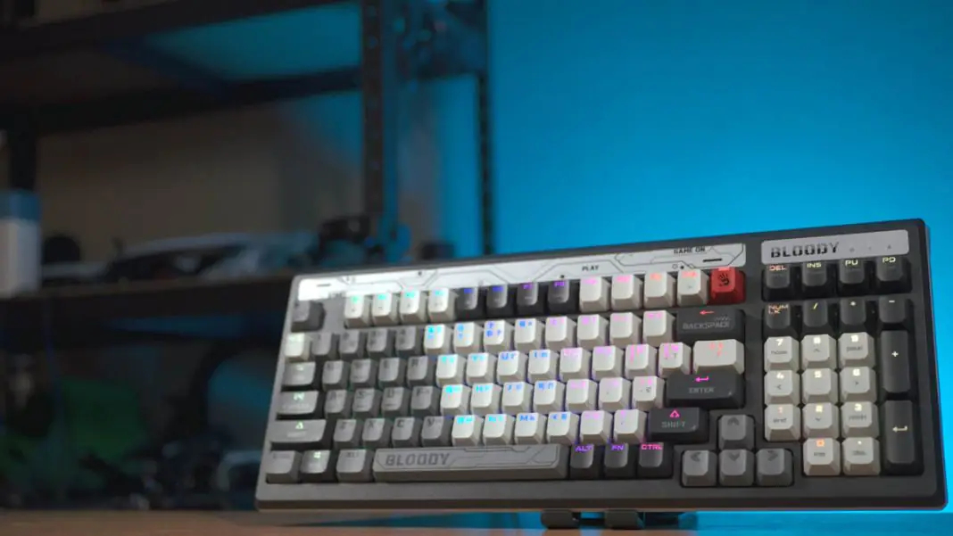 Огляд ігрової клавіатури A4Tech Bloody B950 RGB Warrior Grey